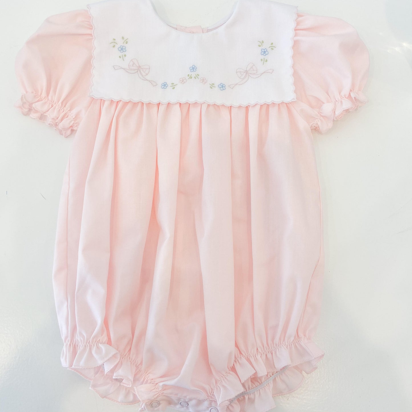 Tiny Pink Bow Bubble