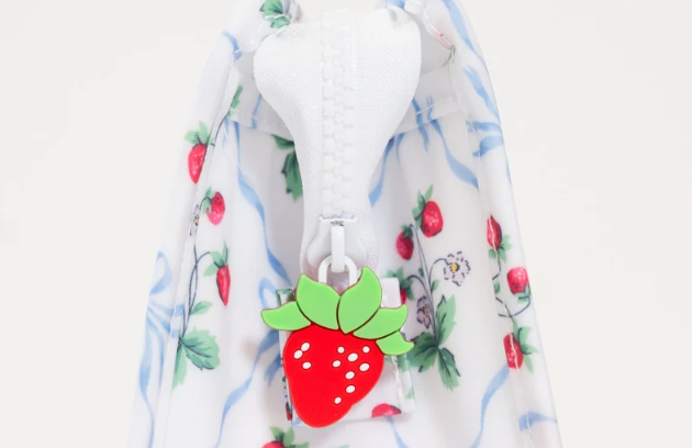 Roadie Large Pouch - Berry Nice