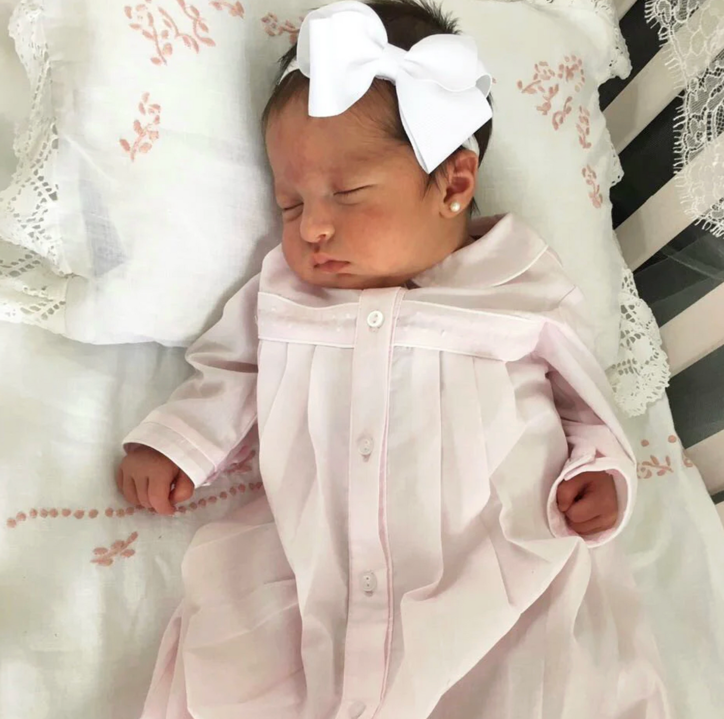 Infant Gown and Hat 2152