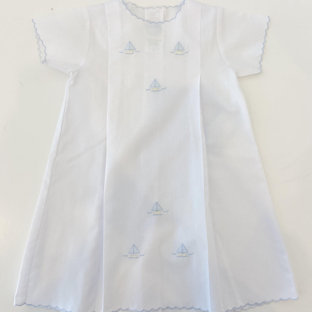 Short Sleeve Daygown with Boats